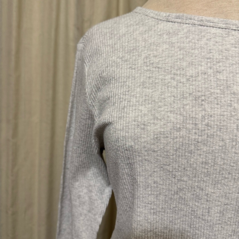 Old Navy Women Gray Long Sleeve Round Neck Cozy Top Size XL Cotton Blend‎ - Picture 3 of 13